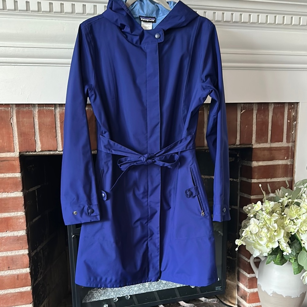 Patagonia Women's Raincoat